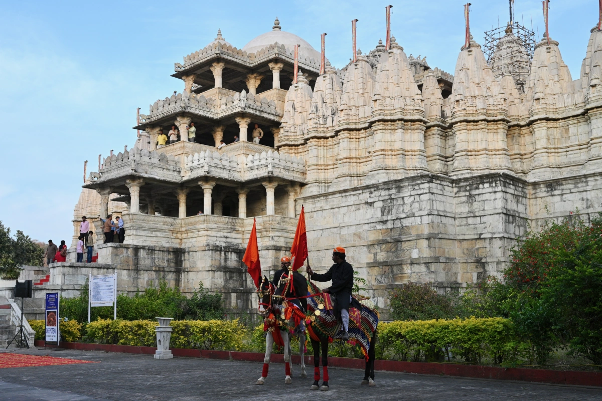 Rajasthan paardrijvakantie Holi